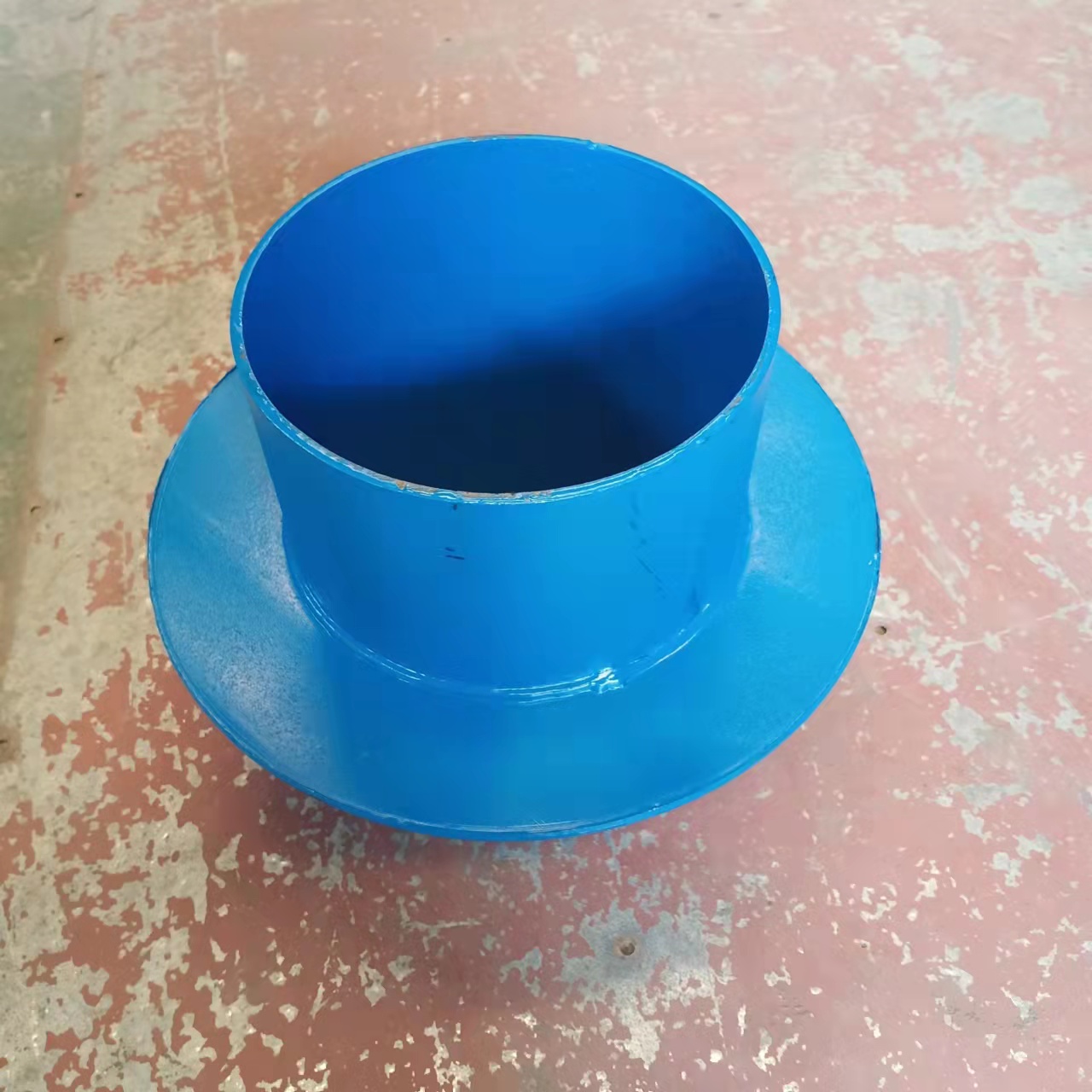 Q235碳鋼剛性防水套管穿墻穿多少